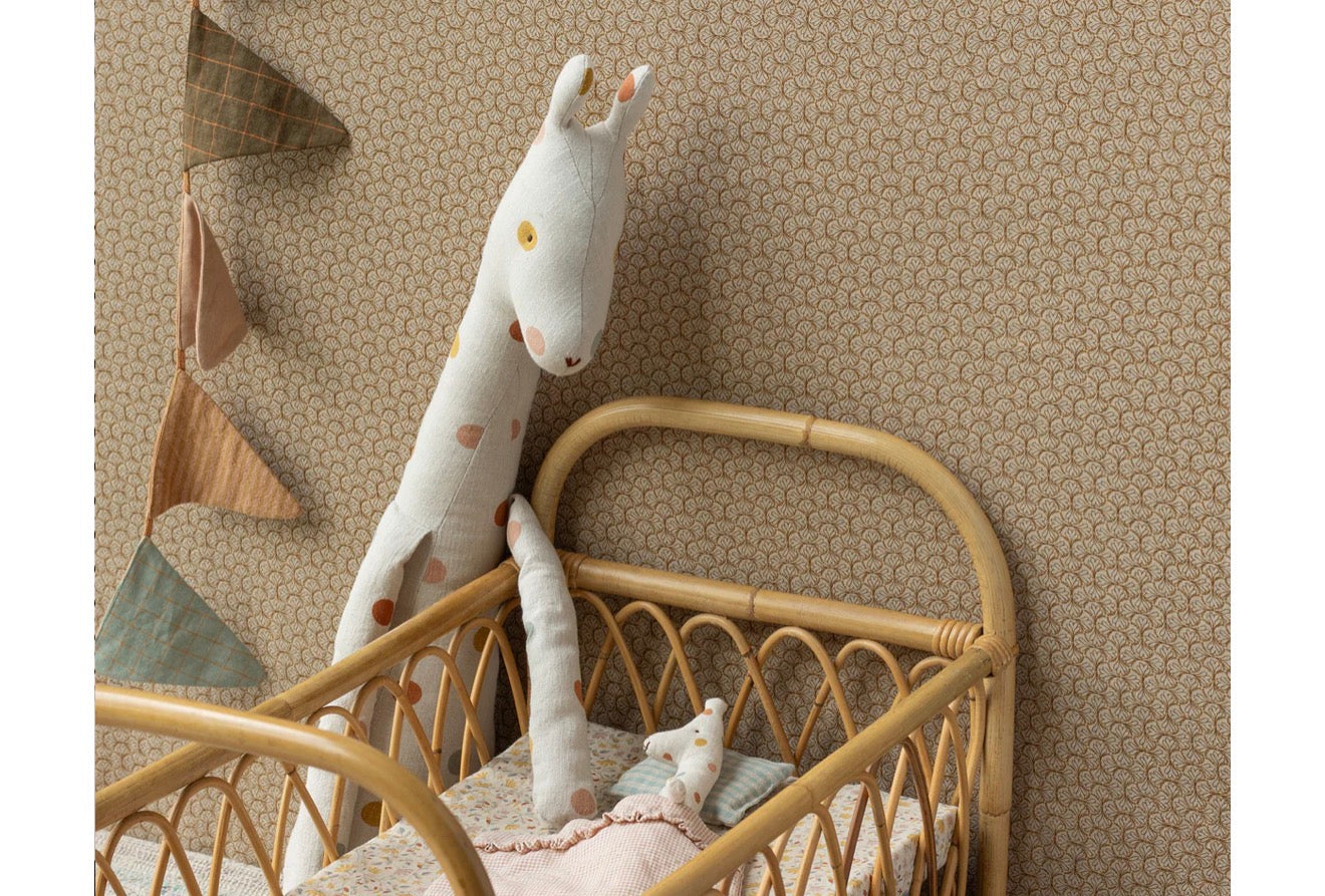 Giraffe Safari Friend