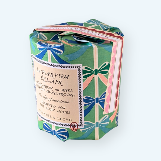 Gift Wrap Candle - Limited Edition Bows