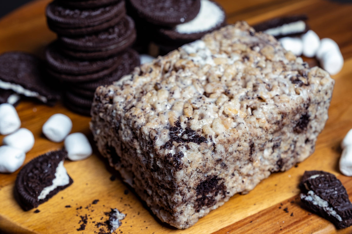 Cookies & Cream Crispie Treat