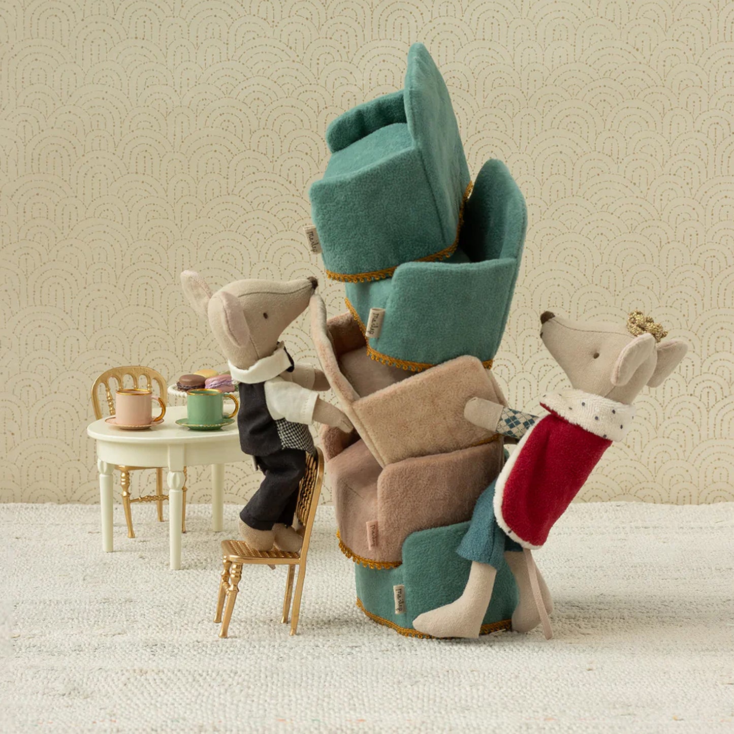 Maileg King Mouse Dad — Collectible Stuffed Animal & Gift
