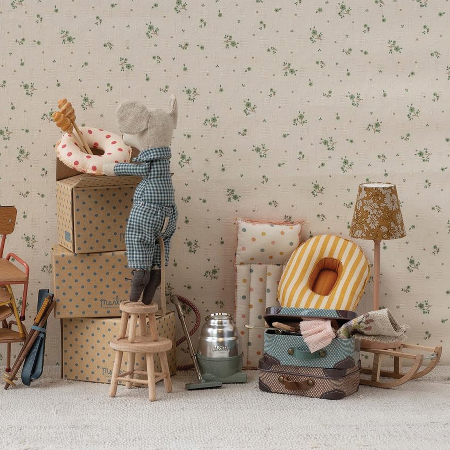 Maileg Micro Suitcase in Off White — Miniature Mouse Accessory