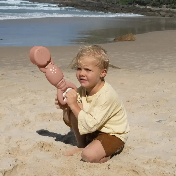 Sand Claws