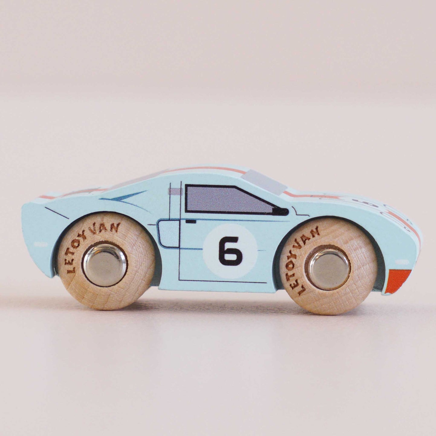 No. 26 GT145 Fred