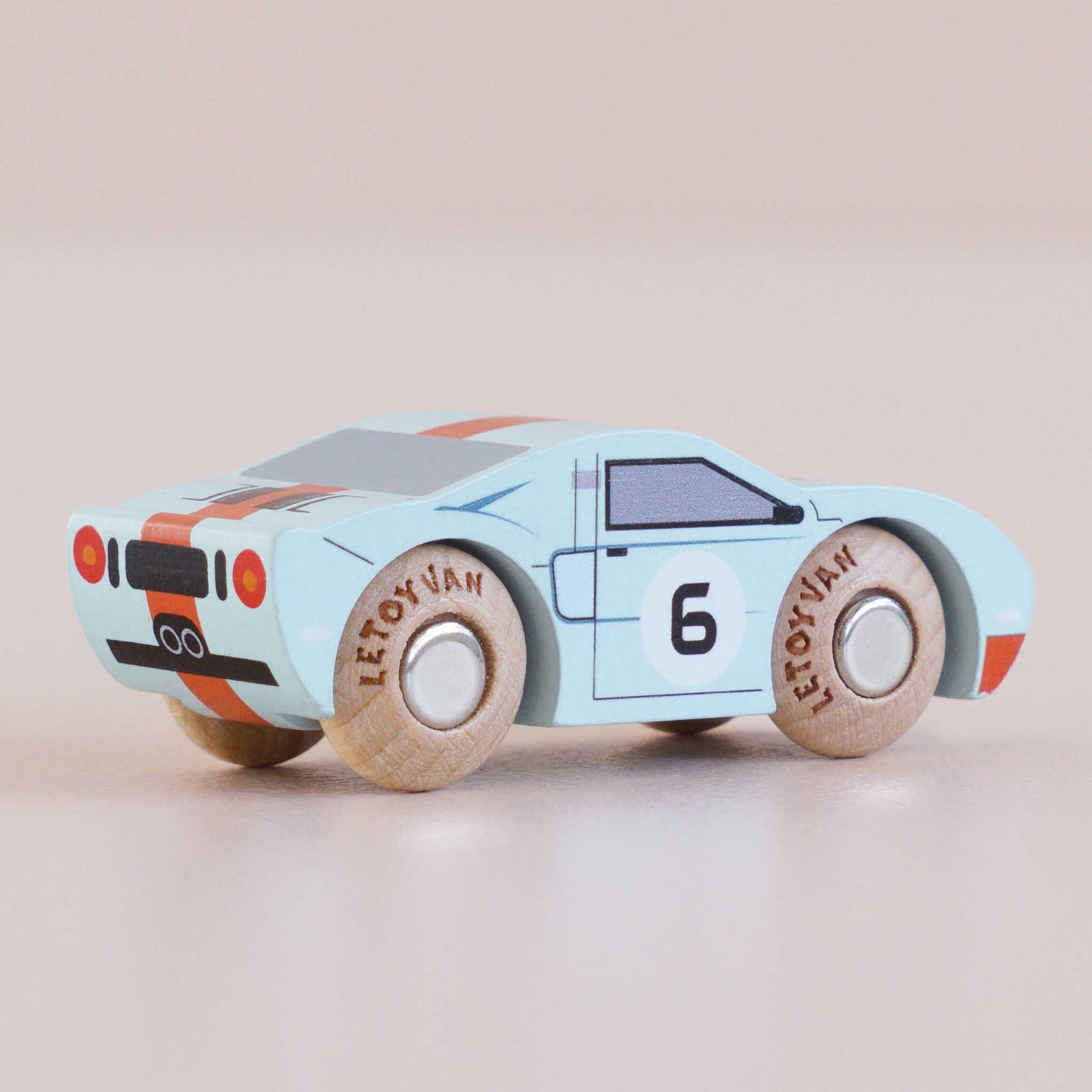 No. 26 GT145 Fred