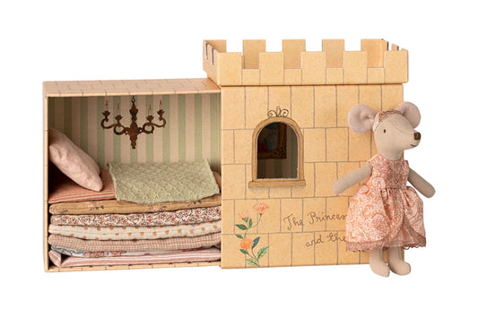 Princess and the Pea Big Sister Mouse