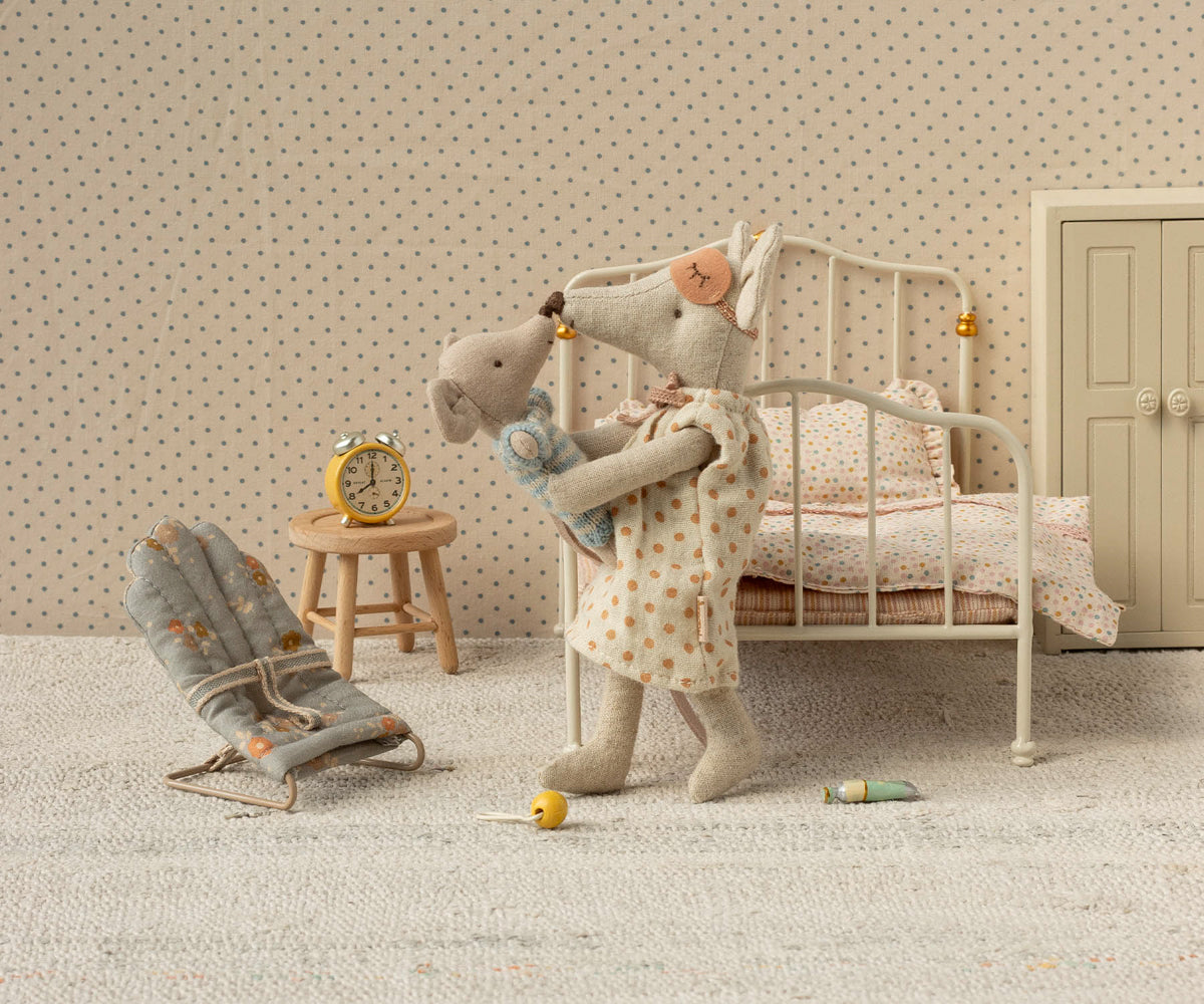 Babysitter, My- Blue
