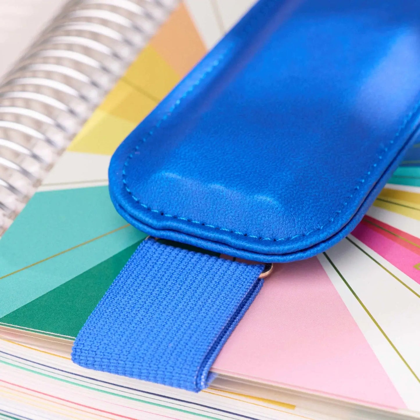 Adjustable Elastic Band Pen Holder - Royal Blue