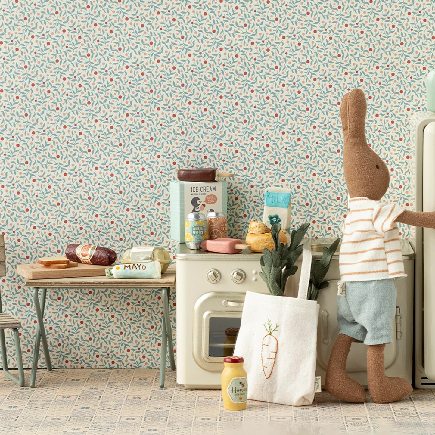Maileg Grocery Box Miniature — Dollhouse Accessory & Gift