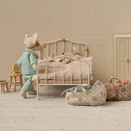 Maileg Vintage Bed Mouse in Off White — Miniature Dollhouse Furniture