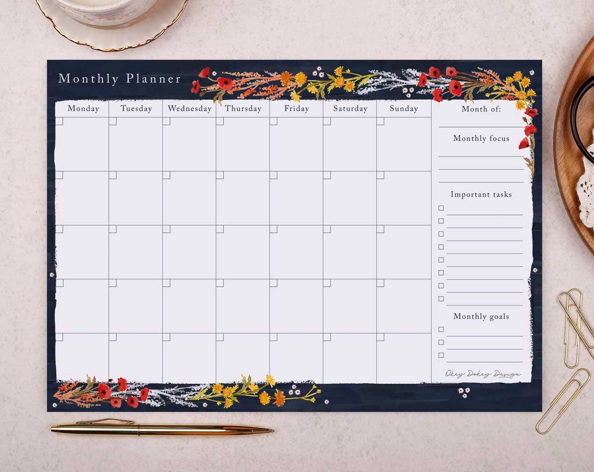 Desk Pad | Stationery | Poppy and Reed Monthly Planner Pad